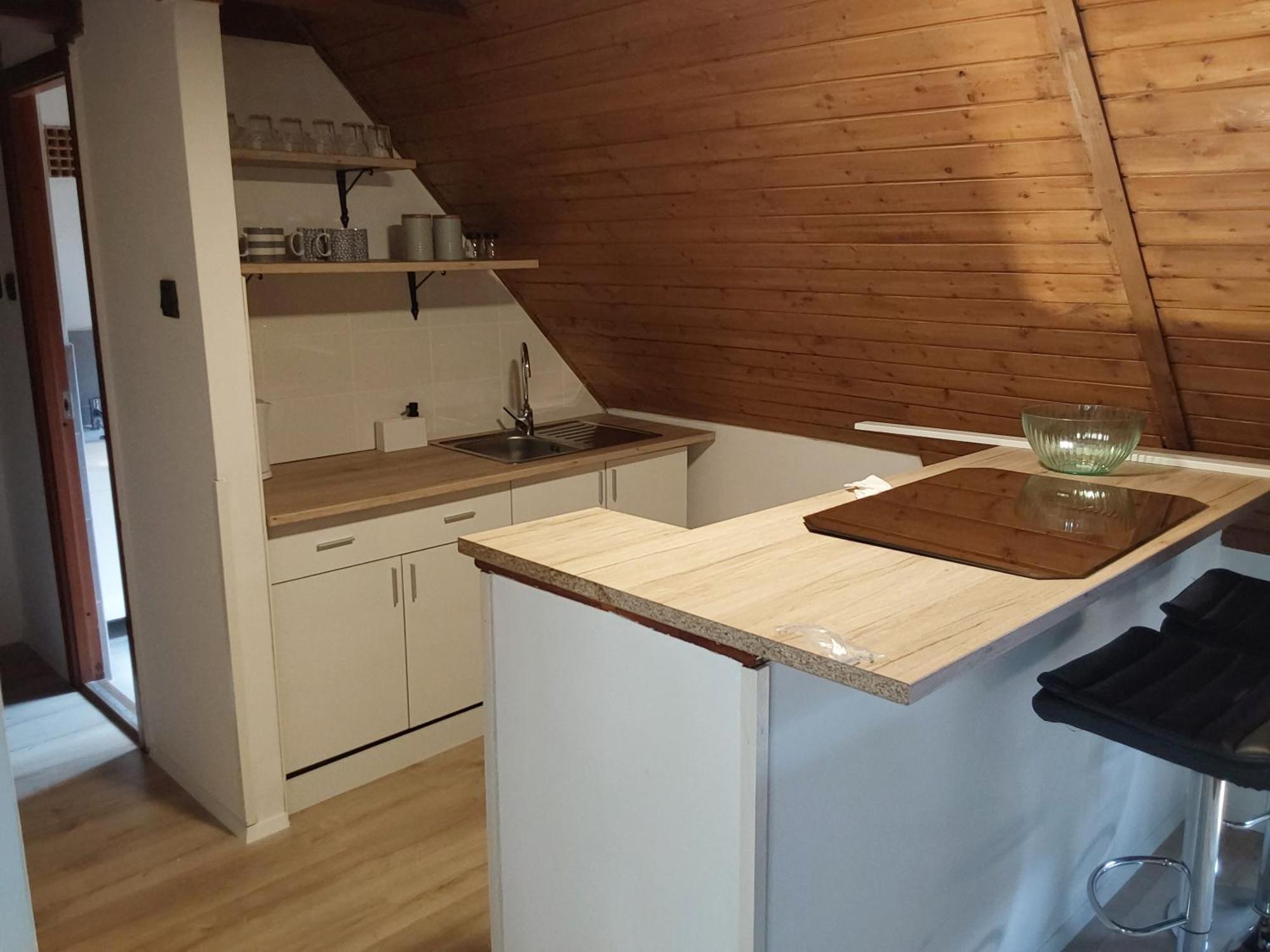 Tuerkiz Apartman - 5 Szobas 13 Fos Apartmanhaz 4Km A Balaton- Balatonszabadi Fürdőtelep Dış mekan fotoğraf